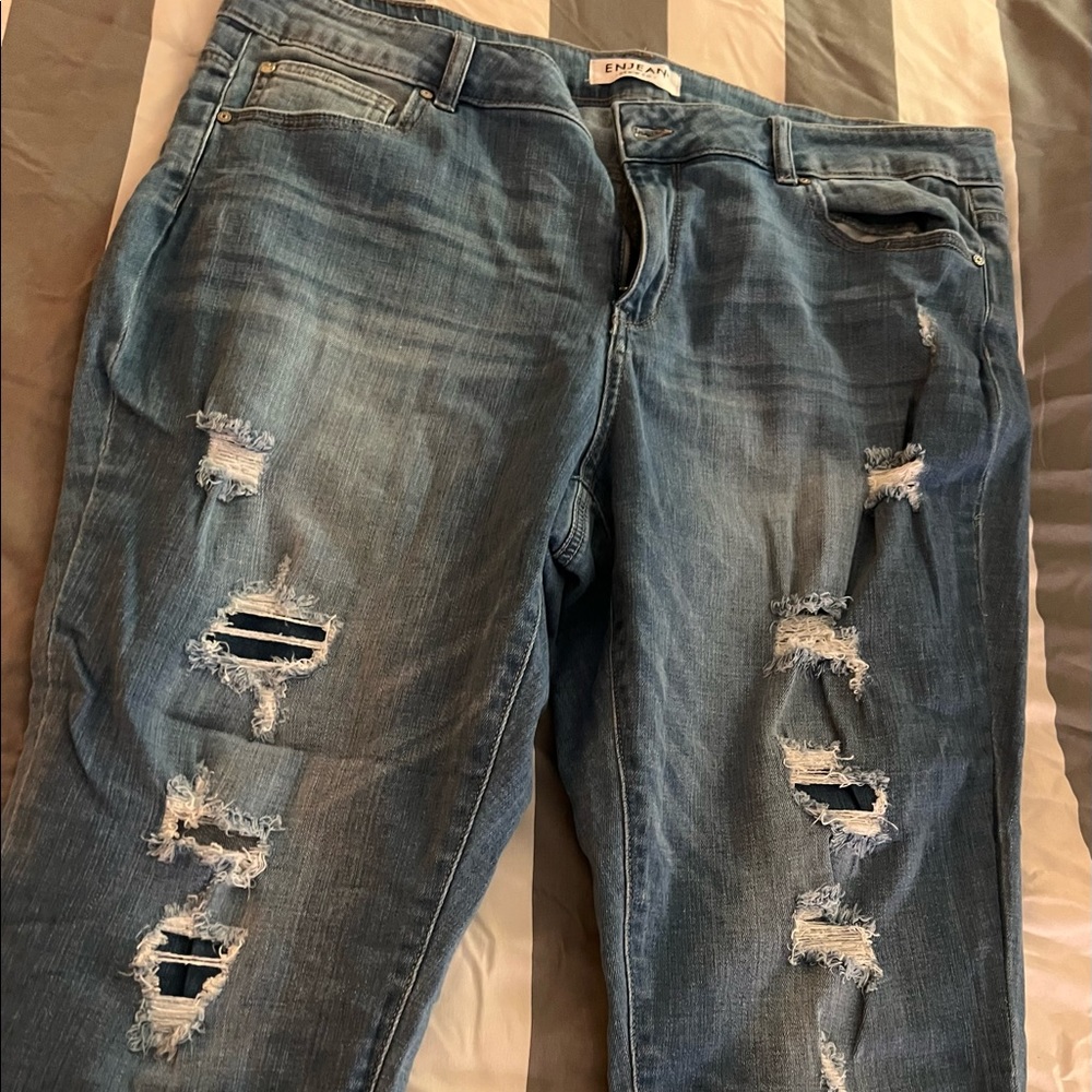 Chic Soul plus size 3x distressed jeans